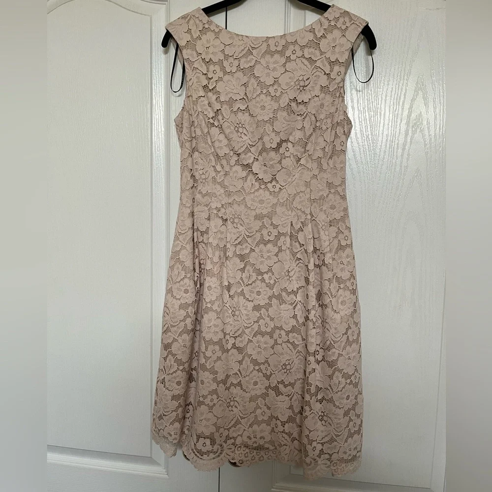 Vince Camuto Cream Lace Mini Dress - Picture 2 of 8